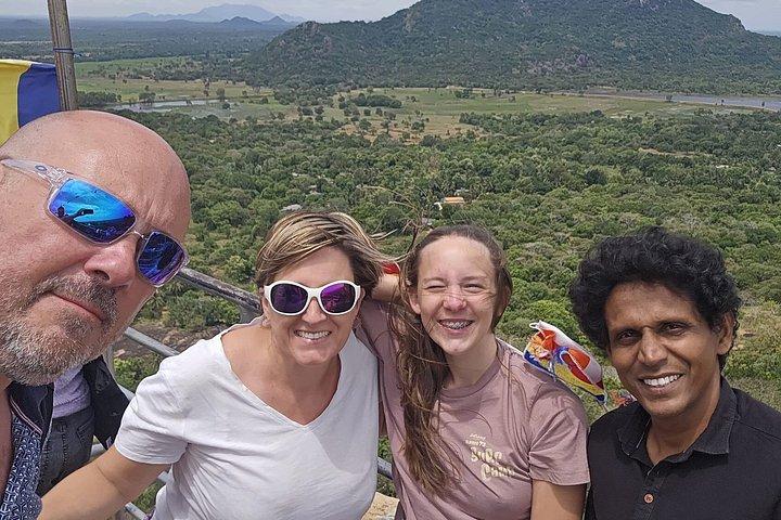 Sri Lanka Private Driver & Car – Tours, Transfers & Day Trips