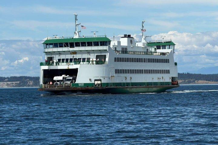 シアトル発ベインブリッジ島＆ポールスボ終日ツアー