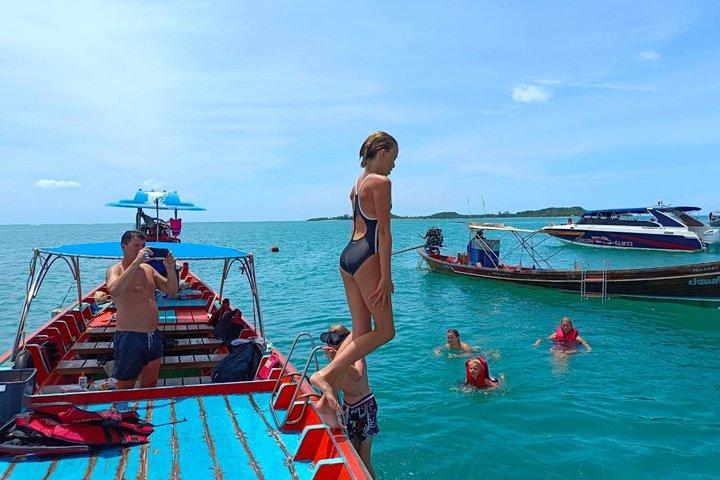 プライベートロングテールボート体験ピッグアイランドあなたの方法
