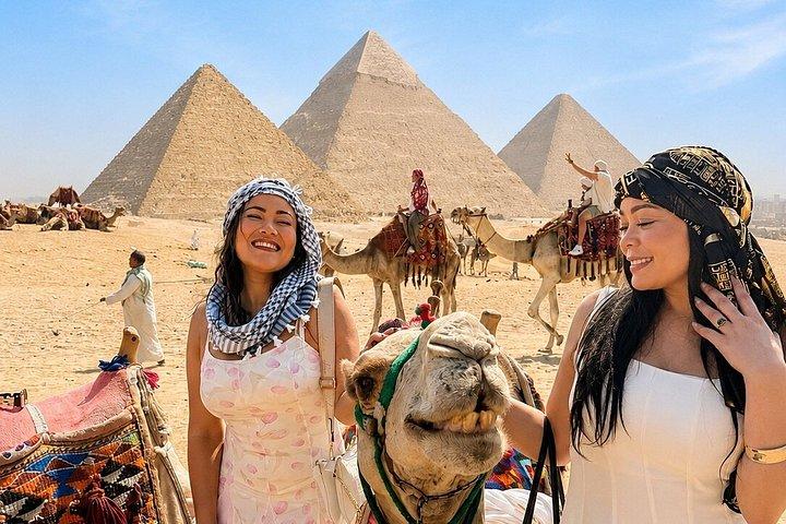 Giza pyramider med sfinx & 9 pyramider med kamel og frokost