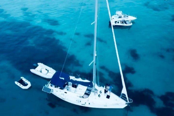 Sailboat ride towards the islands of lerins of Cannes