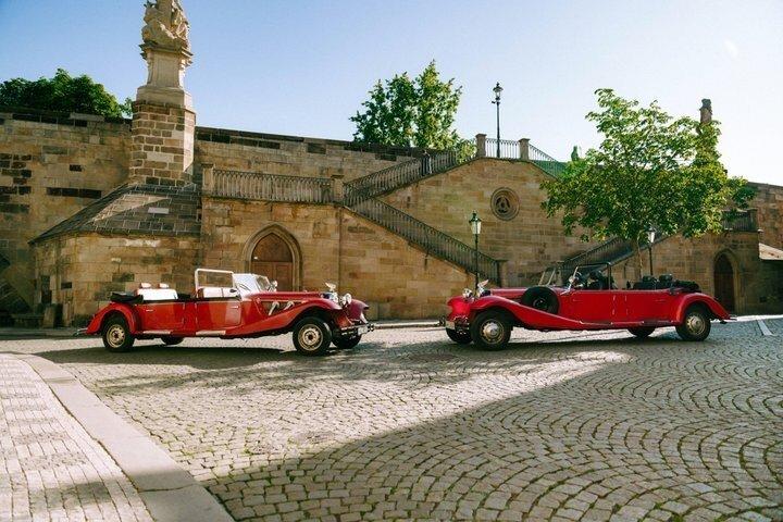 Prague 1 hour Vintage Sightseeing Tour per Group Pricing