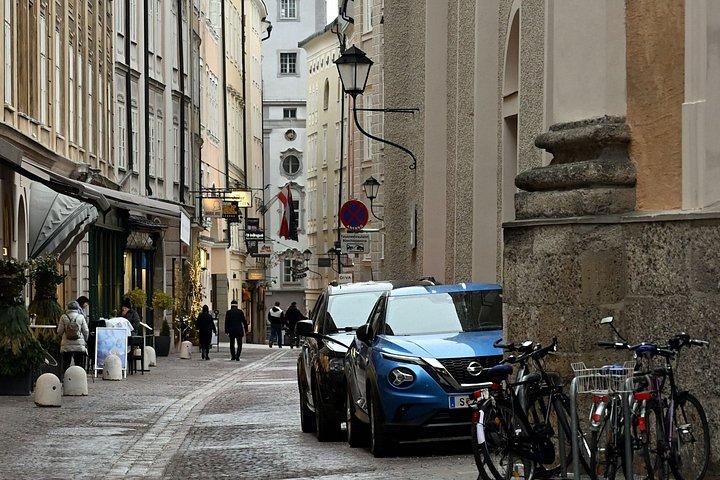 インスブルック・セルフガイド市内ウォーキングツアー＆スカベンジャーハント