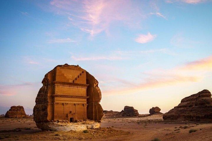 AlUla 2 Day Private Tour with Local Guide