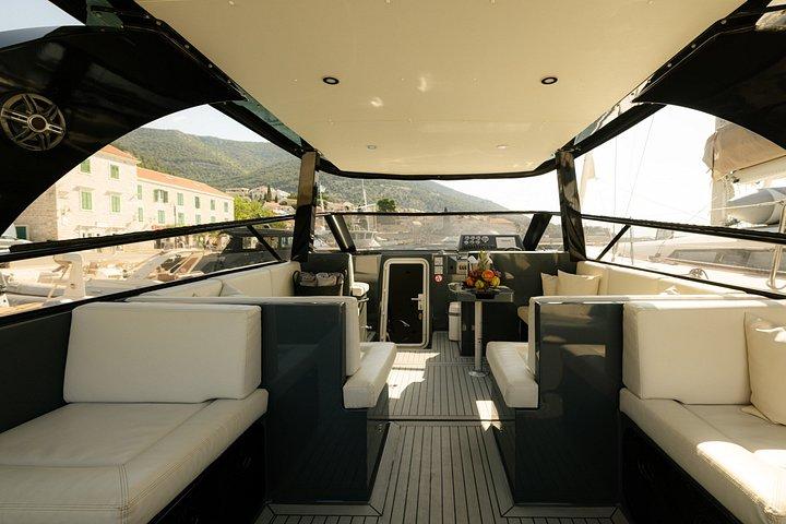 Privates Luxusboot von Hvar, Brač und Split