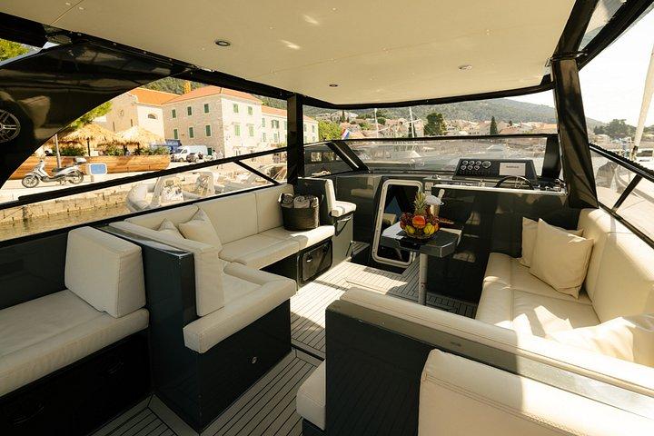 Privates Luxusboot von Hvar, Brač und Split