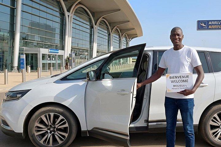 Transfer from Blaise Diagne Airport to Hotel 1/3 people