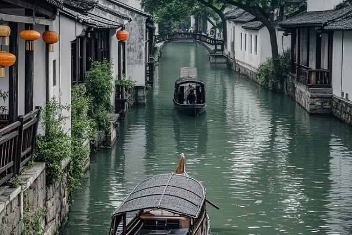 プライベート送迎：上海⇋烏鎮水上城（ドアツードア）
