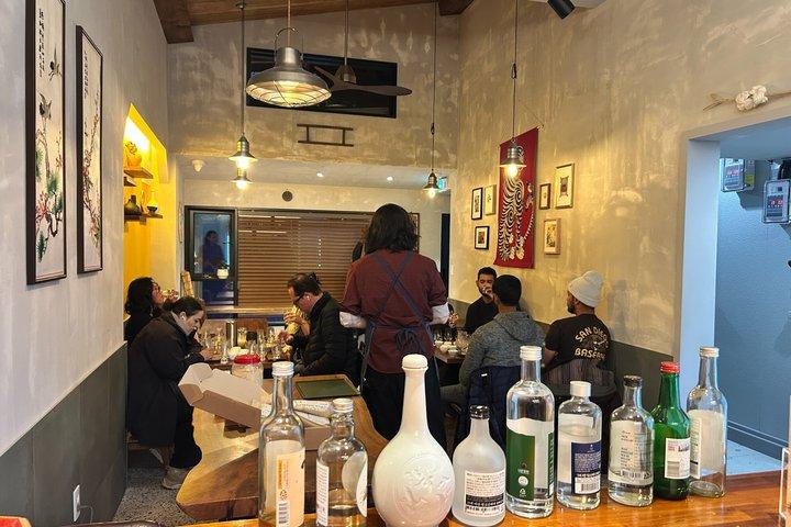 Lezione di Soju tradizionale e degustazione di Makgeolli a Seul