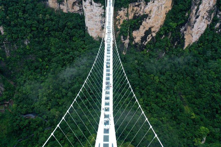 1 - Visite privée d'une journée à Glass Bridge et Grand Canyon et Baofeng Lake