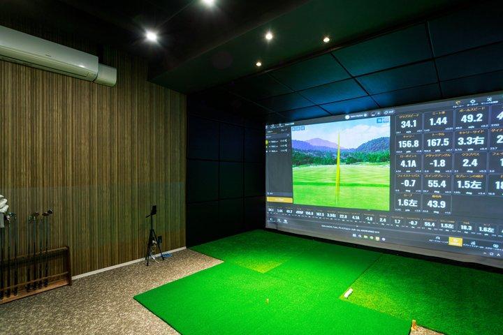 プライベートインドアゴルフ新宿トラックマン4+レンタル付き(90分)