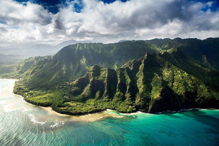ダイヤモンドヘッドハイキング＆平等院付きオアフ島サークルツアー