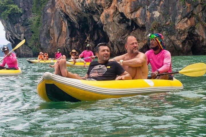 ジェームズ ボンド島でのカヌーとスピードボートでのランチ付き