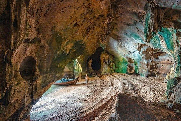 ジェームズ ボンド島でのカヌーとスピードボートでのランチ付き