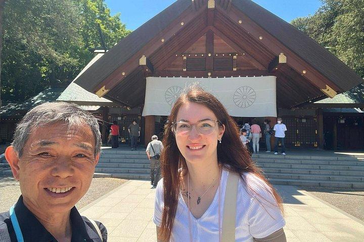 Hokkaido Shrine Guided Tour & Local Sweets