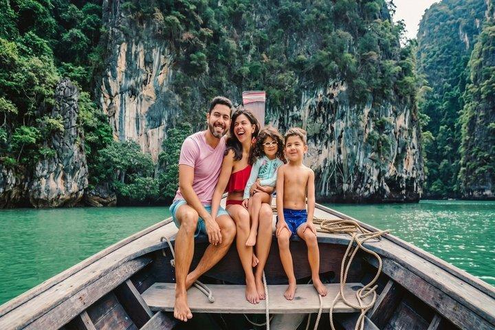 Recorrido privado en bote de cola larga en canoa por la isla de James Bond con almuerzo