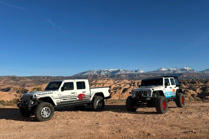 Moab's Premier Private Jeep Tour | Hells Revenge | Top Rated