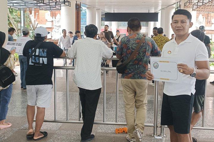 バリ空港とホテルのプライベート送迎サービス