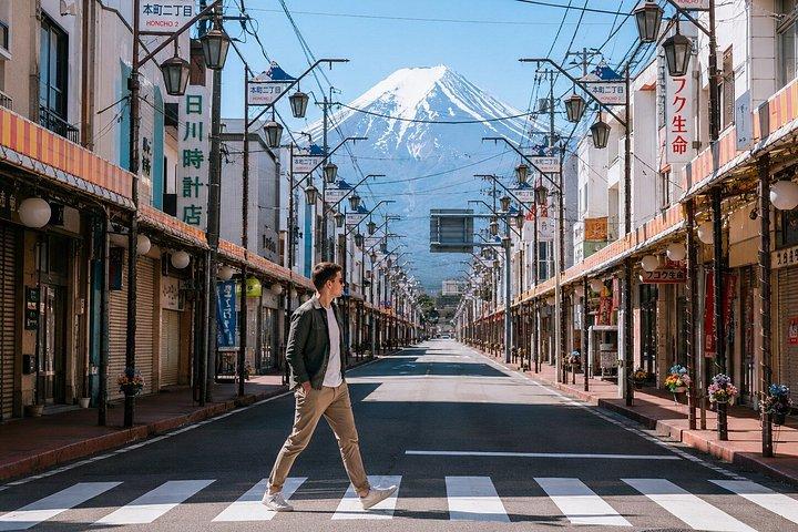 東京発 富士山と山中湖の日帰りプライベートツアー