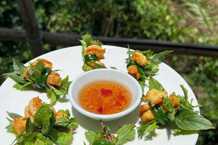 ホイアンエコサイクリングツアー（バスケットボートと地元の食べ物付き）