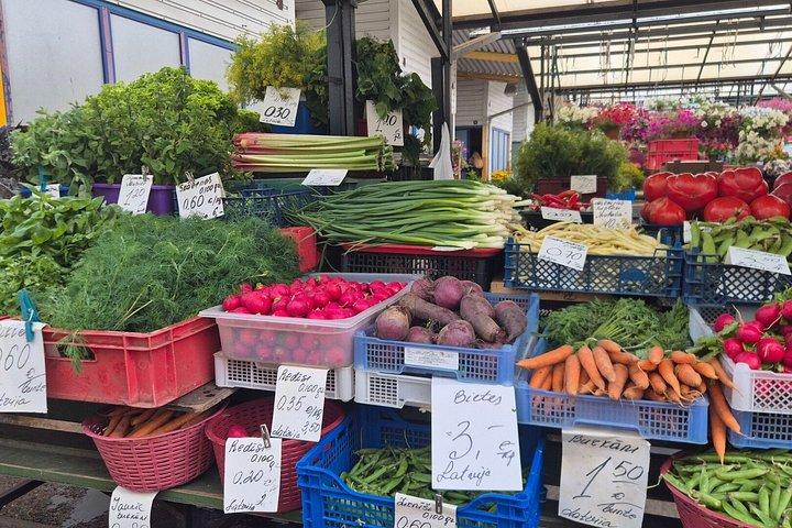 Central Market Guided Tour with Food Tasting from Riga