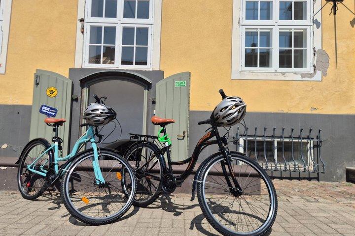 Visite à vélo de Riga au-delà de la vieille ville Art nouveau et culture urbaine