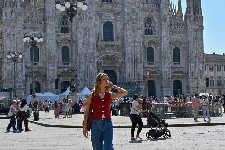 Milan: Small Group Tour Duomo and Terraces