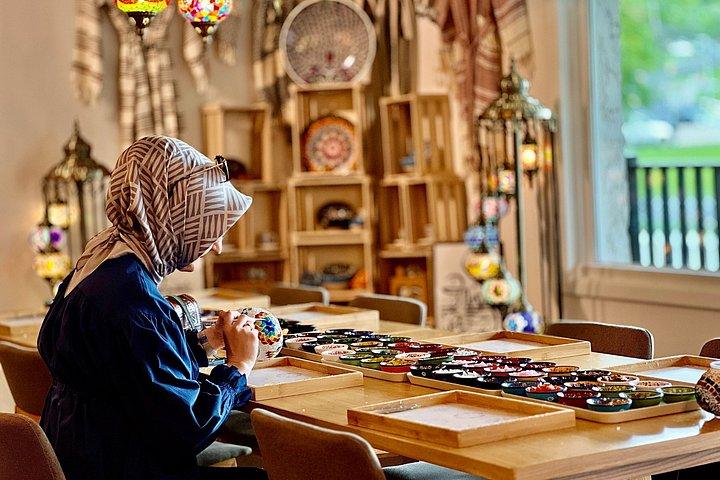Workshop de lâmpada de mosaico turco tradicional em Victoria BC