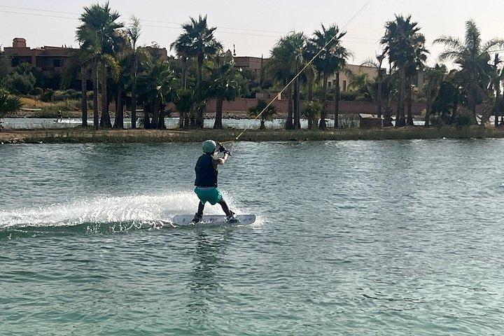 Marrakech Wakeboarding Adventure em Waky Cable Park