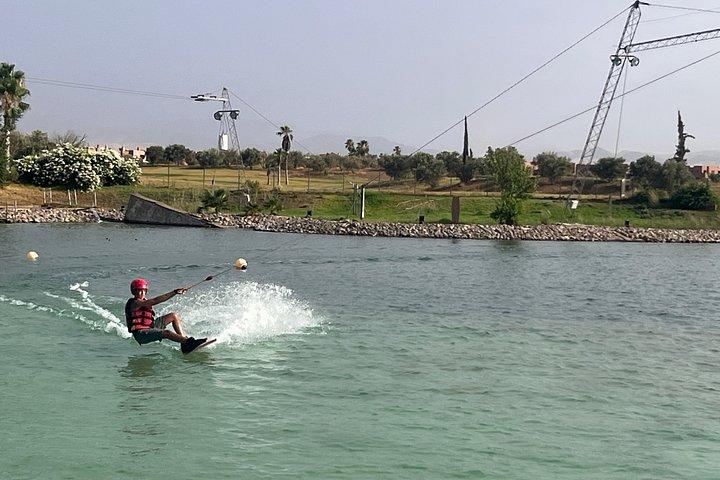 Marrakech Wakeboarding Adventure em Waky Cable Park