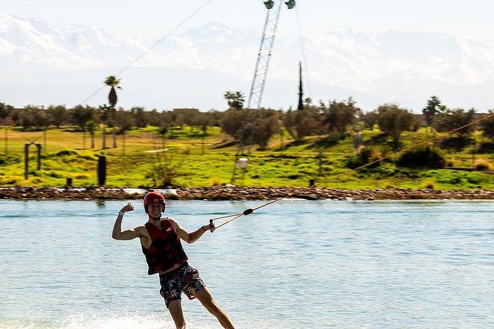 Marrakech Wakeboarding Adventure em Waky Cable Park