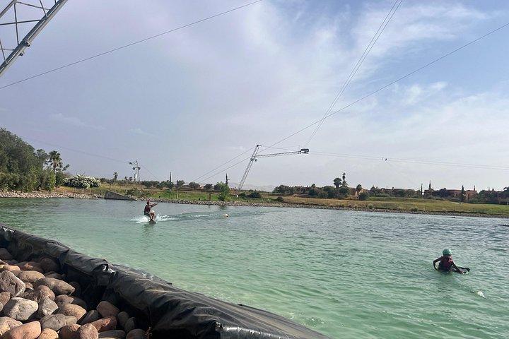 Marrakech Wakeboarding Adventure em Waky Cable Park