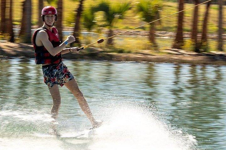 Marrakech Wakeboarding Adventure em Waky Cable Park