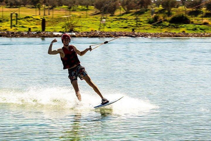 Marrakech Wakeboarding Adventure em Waky Cable Park