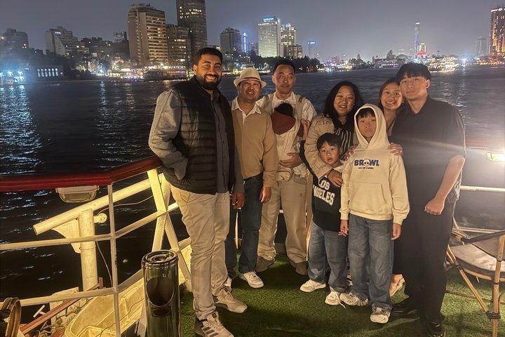 カイロナイル川ディナークルーズ（ベリーダンス、田ノ浦＆ピックアップ付き）