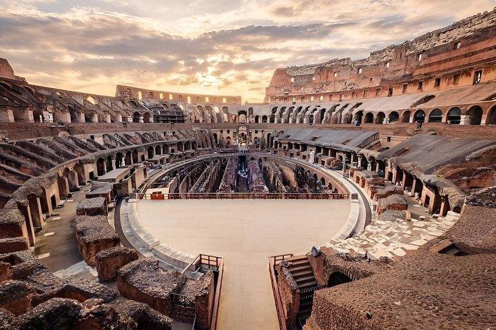 Tour privato del Colosseo e dell'Antica Roma - Guida più votata