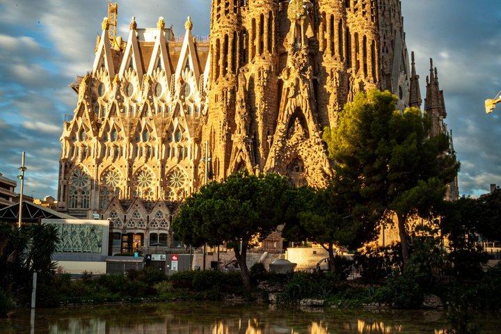 Barcelona självguidad stadsvandringstur och skattjakt