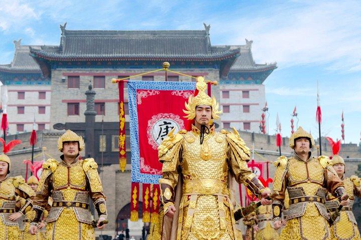 Stroll the Ancient City Wall, Explore the Tang Palace of Music