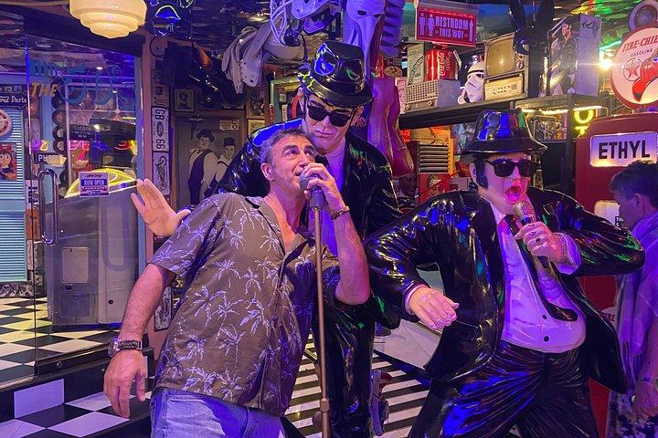 Makati: Music Clubs, Rooftops, and Go Go Bars Nightlife Tour