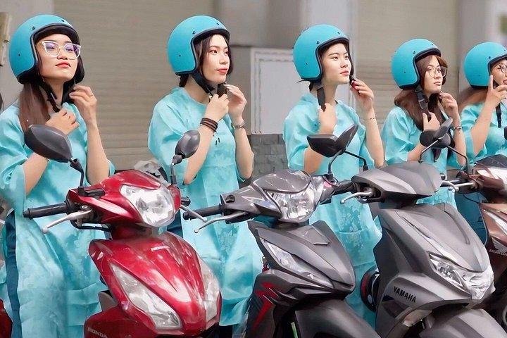 バイクで行くホーチミンストリートフードツアー12選