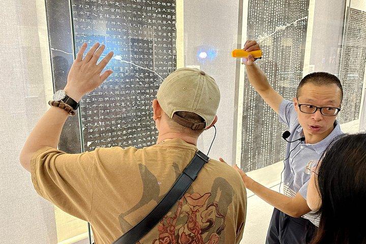 西安観光と博物館のプライベート英語ガイド