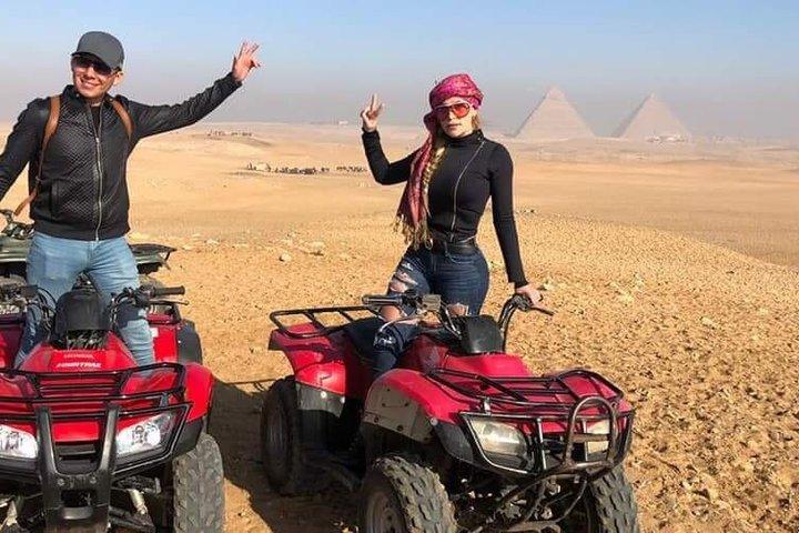 カイロ日帰りツアー：クワッドバイクATV、ラクダ乗り＆ナイルフェルッカボート