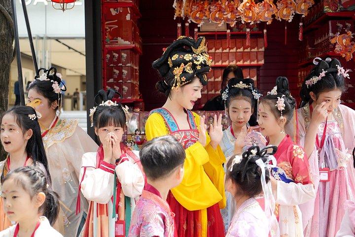 西安観光と博物館のプライベート英語ガイド