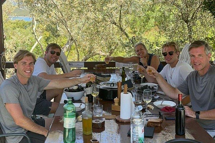 Ston & Peljesac：プレミアムワイン付きオールインクルーシブ5コースランチ
