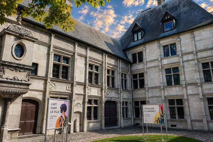 Reims Scavenger Hunt & Highlights Self-Guided Walking Tour