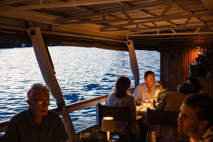 Crociera classica con cena al tramonto di 6 portate sul fiume Zambesi