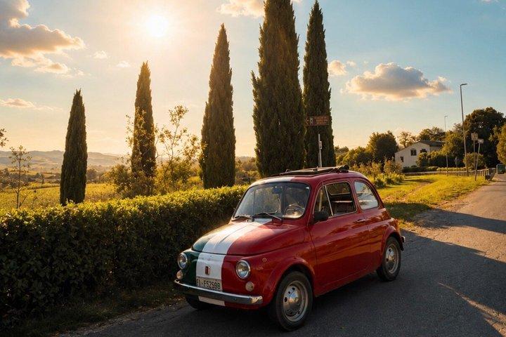 Kør selv Vintage Fiat 500 Tour: Gourmetfrokost og vinsmagning