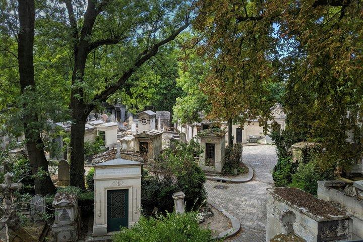 Begraafplaatstour Pere Lachaise met wijnproeverij