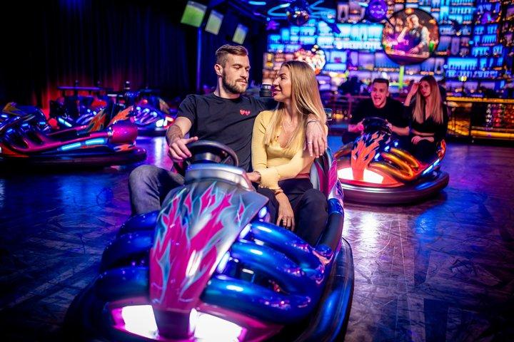Esperienza di gioco arcade illimitata a LEVELS Prague