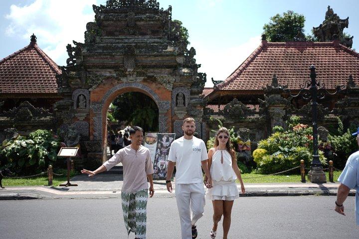 Private Authentic Ubud Half Day Tour with a Local Guide